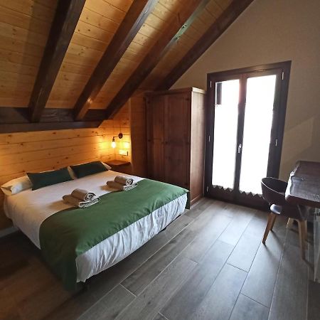 Casa Rural Elurkoia Isaba Ngoại thất bức ảnh